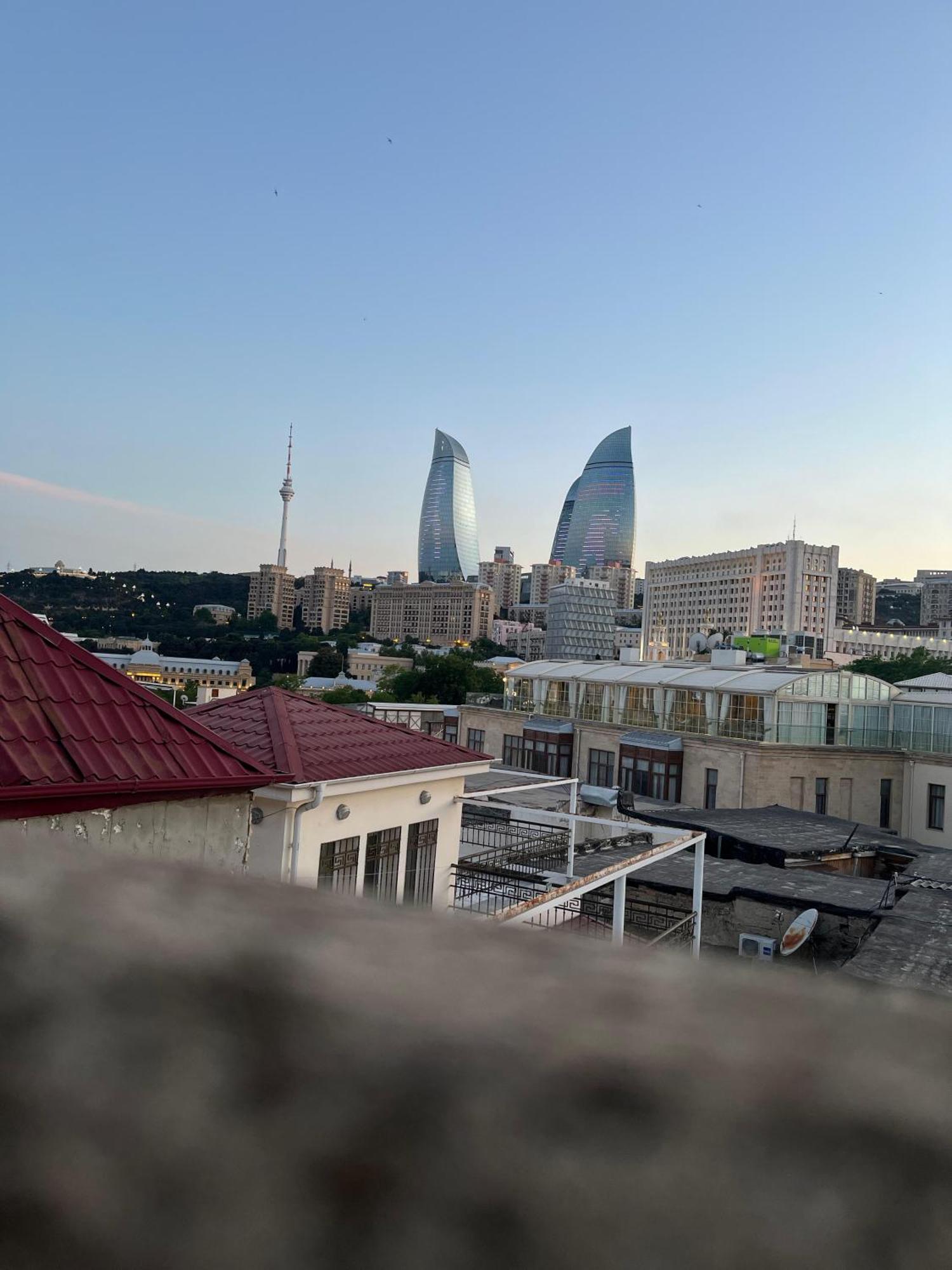Cafe Terrace Hostel Баку Екстериор снимка