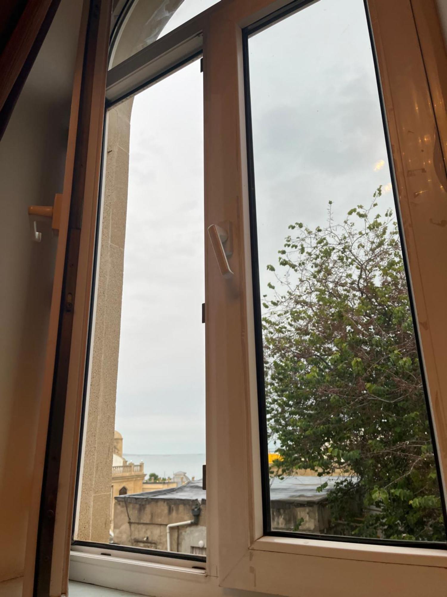 Cafe Terrace Hostel Баку Екстериор снимка