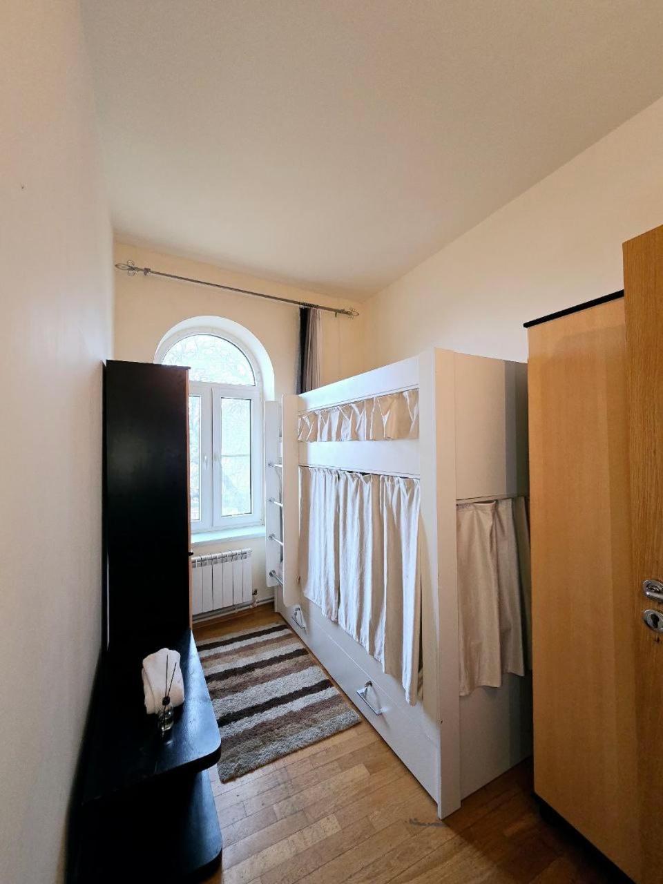Cafe Terrace Hostel Баку Екстериор снимка
