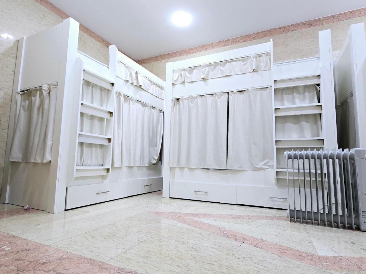Cafe Terrace Hostel Баку Екстериор снимка