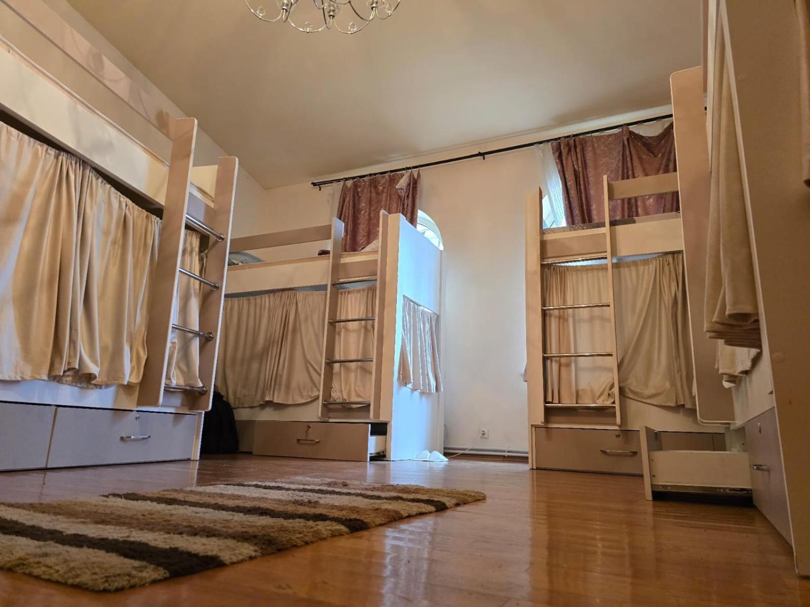 Cafe Terrace Hostel Баку Екстериор снимка